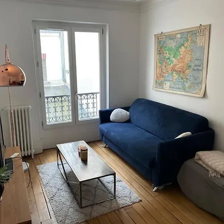 Charming And Bright Flat In A Very Convenient Area * Paris