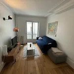 Charming And Bright Flat In A Very Convenient Area Apartamento Paris